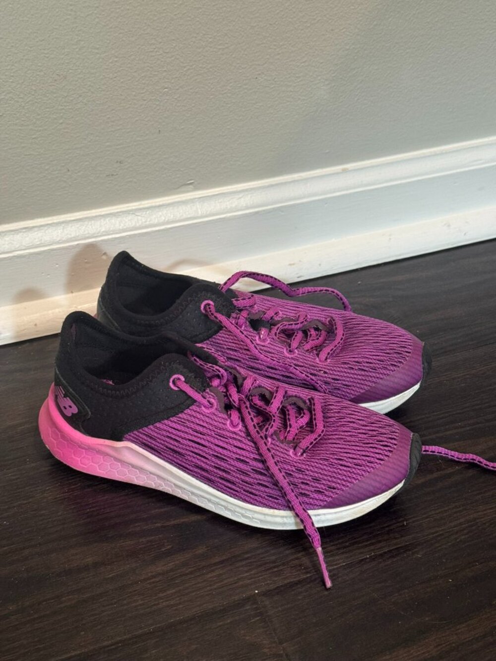 New Balance Kids Fresh Foam Fast Voltage Violet (Size 3.5Y)